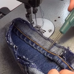 Как укоротить джинсы, оставив фабричный шов?